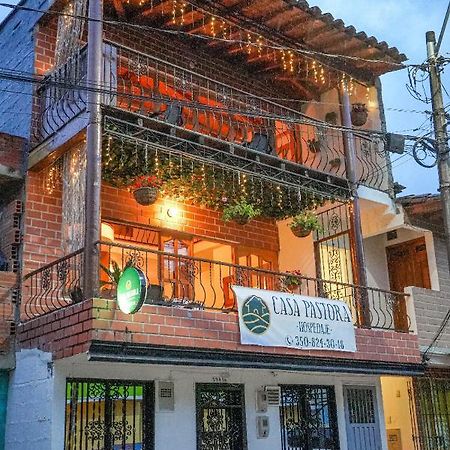 Bed and Breakfast Casa Pastora Coworking Guatapé Exterior foto