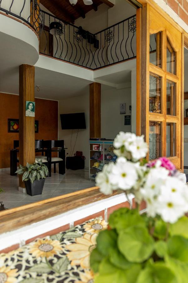 Bed and Breakfast Casa Pastora Coworking Guatapé Exterior foto